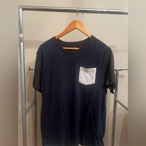 Blue Crown T-Shirt Dark Blue w/ Dark Grey Sleeves size Large Great Condition